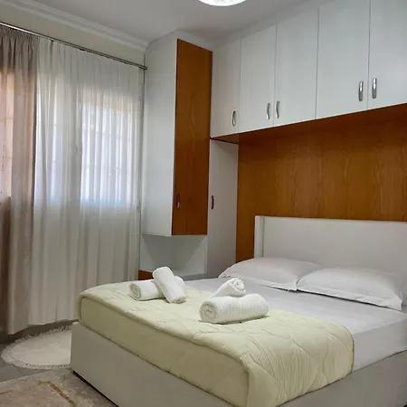 Apartment Comfy Ria's Tirana